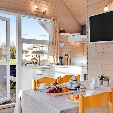 Amazing In Struer With Wifi Holiday home Remmer Strand